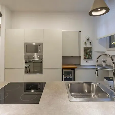 Contemporary Loft - Station Milan